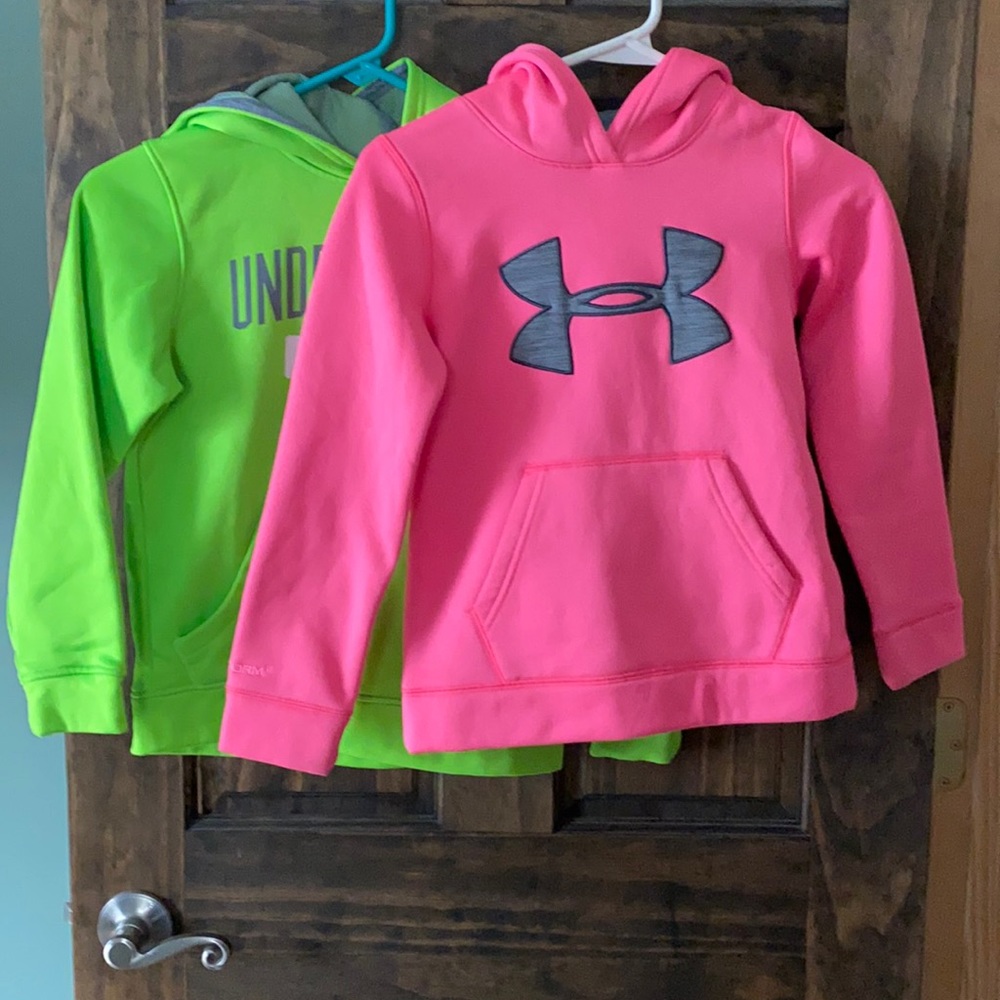 2 underarmour youth xsmall hoodies